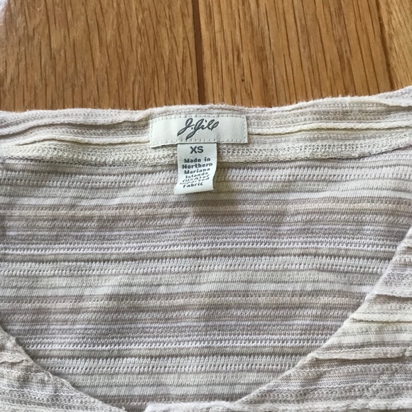 Beige J. Jill Cardigan - Picture 2 of 3